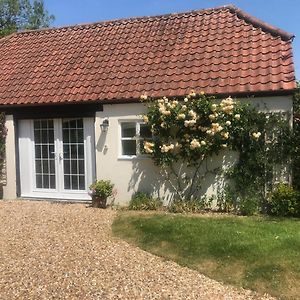 Oke Apple Cottage Shillingstone Exterior photo