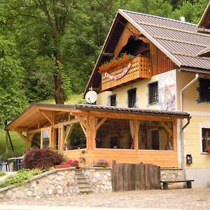 Farm Stay Trlej Begunje na Gorenjskem Exterior photo