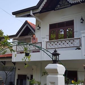 Hotel Barbara Villa Kalutara Exterior photo