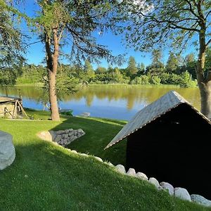 Hyggelig Sommerhus. Med Udsigt, Til Vand Fra Senge Vekso Exterior photo