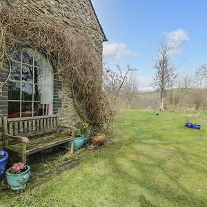 Beudy Dolpebyll Villa Llangadfan Exterior photo