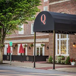 The Queensbury Hotel Glens Falls Exterior photo