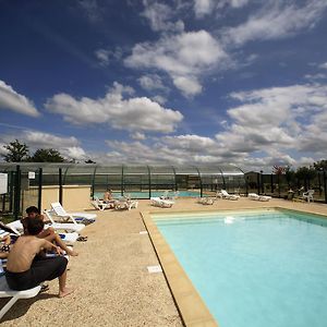 Terres De France - Les Hameaux De Miel Hotel Beynat Exterior photo