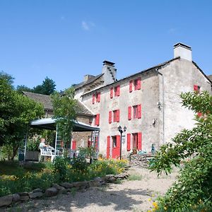 Le Mas Bertrand Bed & Breakfast Villefranche-de-Panat Exterior photo