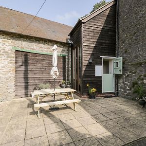 The Old School Room Chelborough Exterior photo