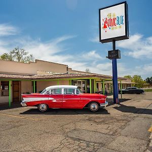 The Atomic Blue Motor-Inn Monticello Exterior photo