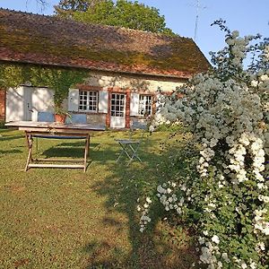 The Cosy Retreat Villa Mornay-sur-Allier Exterior photo