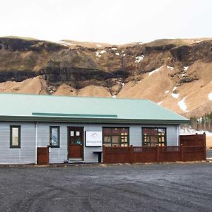 Adventure Hotel Geirland Kirkjubaejarklaustur Exterior photo