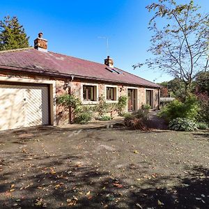 Edencroft Villa Penrith Exterior photo