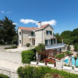 Villa Demi Pucisca Exterior photo