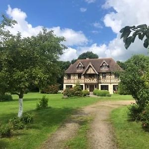 Manoir Melphil Bed & Breakfast Saint-Etienne-la-Thillaye Exterior photo