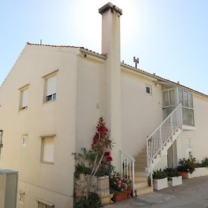 Apt And Rooms Marlene - 50 M From Sea Milna  Exterior photo