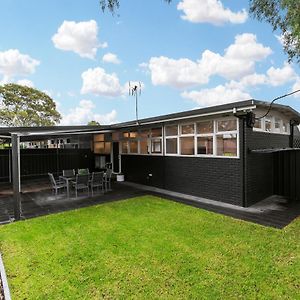 Modern Stylish Self-Contained Apartment Burnside Exterior photo