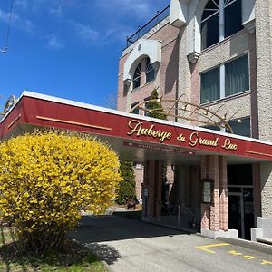 Auberge Du Grand Lac Hotel Magog Exterior photo