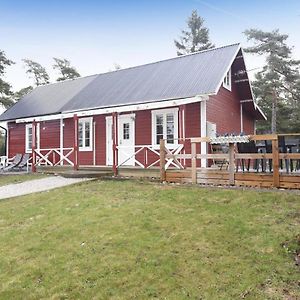 Pet Friendly Home In Visby With Kitchen Endre Exterior photo