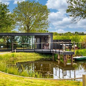 Rusty Boathouse Villa Llanarth  Exterior photo