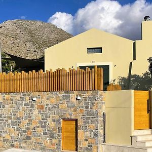 The Aa Villa: Your Interactive Home Experience! Kastamonitsa Exterior photo