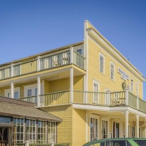 Mendocino Hotel & Garden Exterior photo