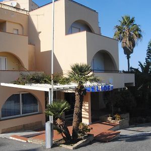 Helios Hotel Crotone Exterior photo