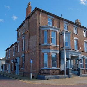 Windham Aparthotel By Serviced Living Liverpool Litherland Exterior photo