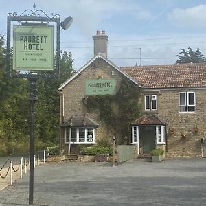 Parrett Hotel South Perrott Exterior photo