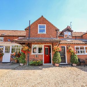 Cameron'S Cottage Swaffham Exterior photo