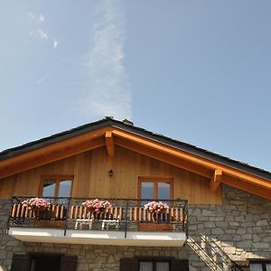 Le Foyer De La Ferme Apartment Aosta Exterior photo