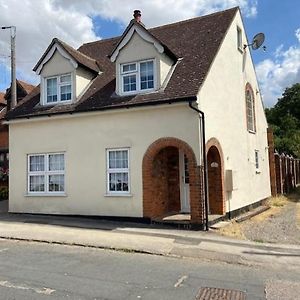 37 The Street, Weeley, Clacton On Sea, Essex Co16 9Jd Villa Exterior photo