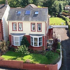 Ty Castell Guest House Caerphilly Exterior photo