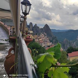 Monserrat Bed & Breakfast Castelmezzano Exterior photo