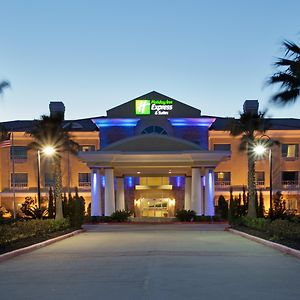 Holiday Inn Express Pearland, An Ihg Hotel Exterior photo