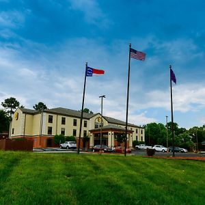 Super 8 By Wyndham High Point/Greensboro Hotel Exterior photo