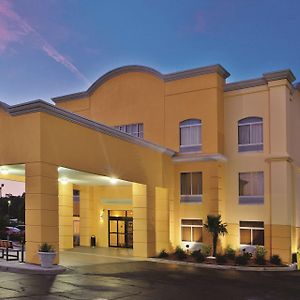 La Quinta By Wyndham Florence Exterior photo