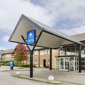 Days Inn Peterborough Exterior photo