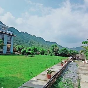 Trevena Hill 3 Bhk Villa Udaipur Exterior photo