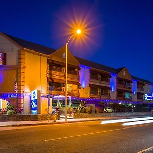 Best Western Harbour Inn & Suites Huntington - Sunset Beach Exterior photo