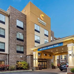 Comfort Inn & Suites Pittsburgh Exterior photo