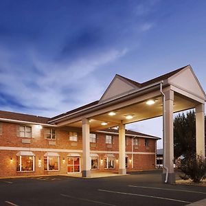 Ramada By Wyndham Sioux City Exterior photo