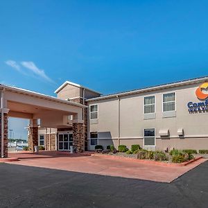 Comfort Inn & Suites Junction City - Near Fort Riley Exterior photo