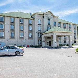 Quality Inn Ottawa Exterior photo