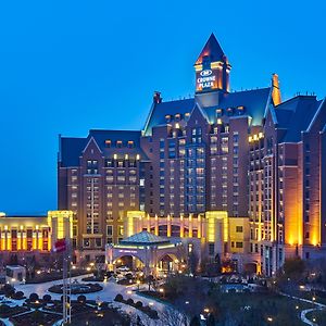 Crowne Plaza Tianjin Jinnan, An Ihg Hotel Exterior photo