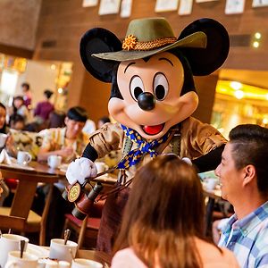 Disney Explorers Lodge Hong Kong Exterior photo