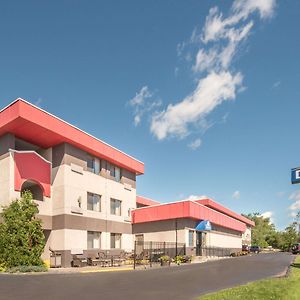 Days Inn By Wyndham Duluth Lakewalk Exterior photo