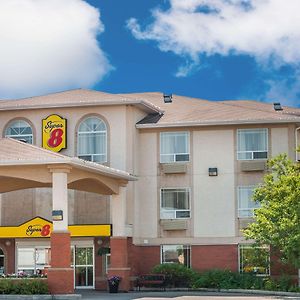 Super 8 By Wyndham High River Ab Hotel Exterior photo