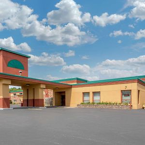 Econo Lodge Wisconsin Rapids Exterior photo