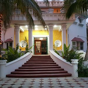 Mansion Giahn Bed & Breakfast Cancun Exterior photo