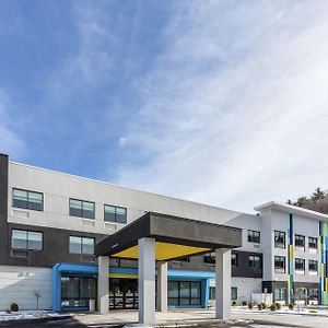 Tru By Hilton Binghamton Vestal Hotel Exterior photo