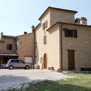 Agriturismo Sant'Antonio Villa Montegridolfo Exterior photo