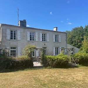 Country 4 Bed House With Private Heated Pool Villa Dampierre-sur-Boutonne Exterior photo