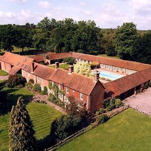 Whitmoor Farm Villa Guildford Exterior photo